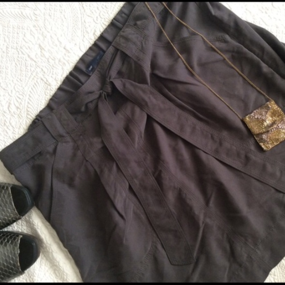 GAP Tie-front Mini Skirt in Gun Metal Gray Size Lg